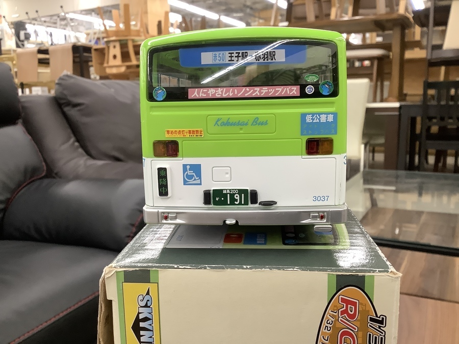 ﾗｼﾞｺﾝ 国際興業ﾊﾞｽいすゞｴﾙｶﾞ(路線）1/32ﾌﾙﾌｧﾝｸｼｮﾝ買取入荷致しました