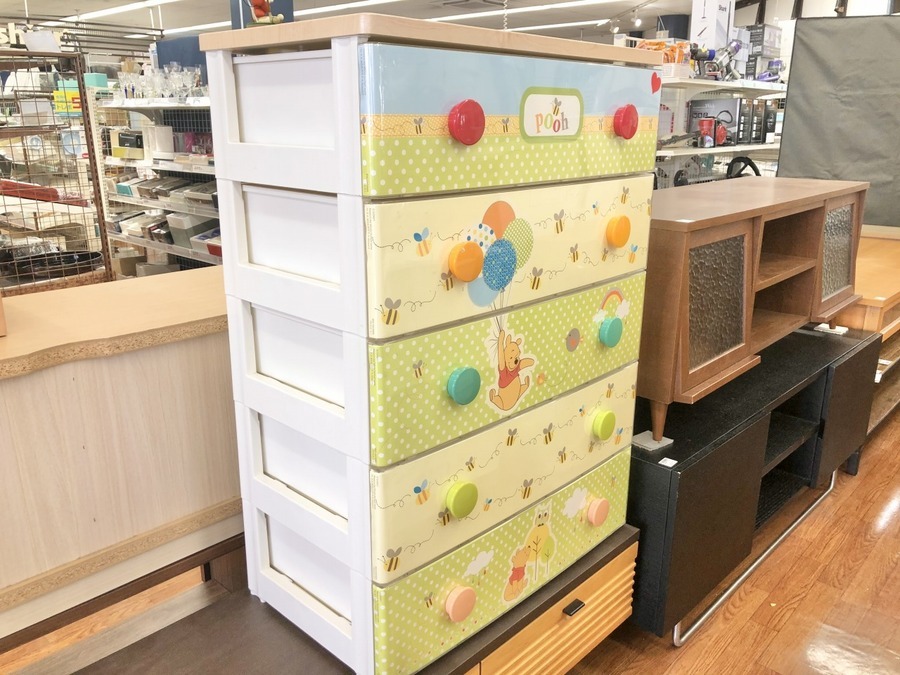 Disney】プーさんの5段チェストが入荷しました！子供部屋の収納に