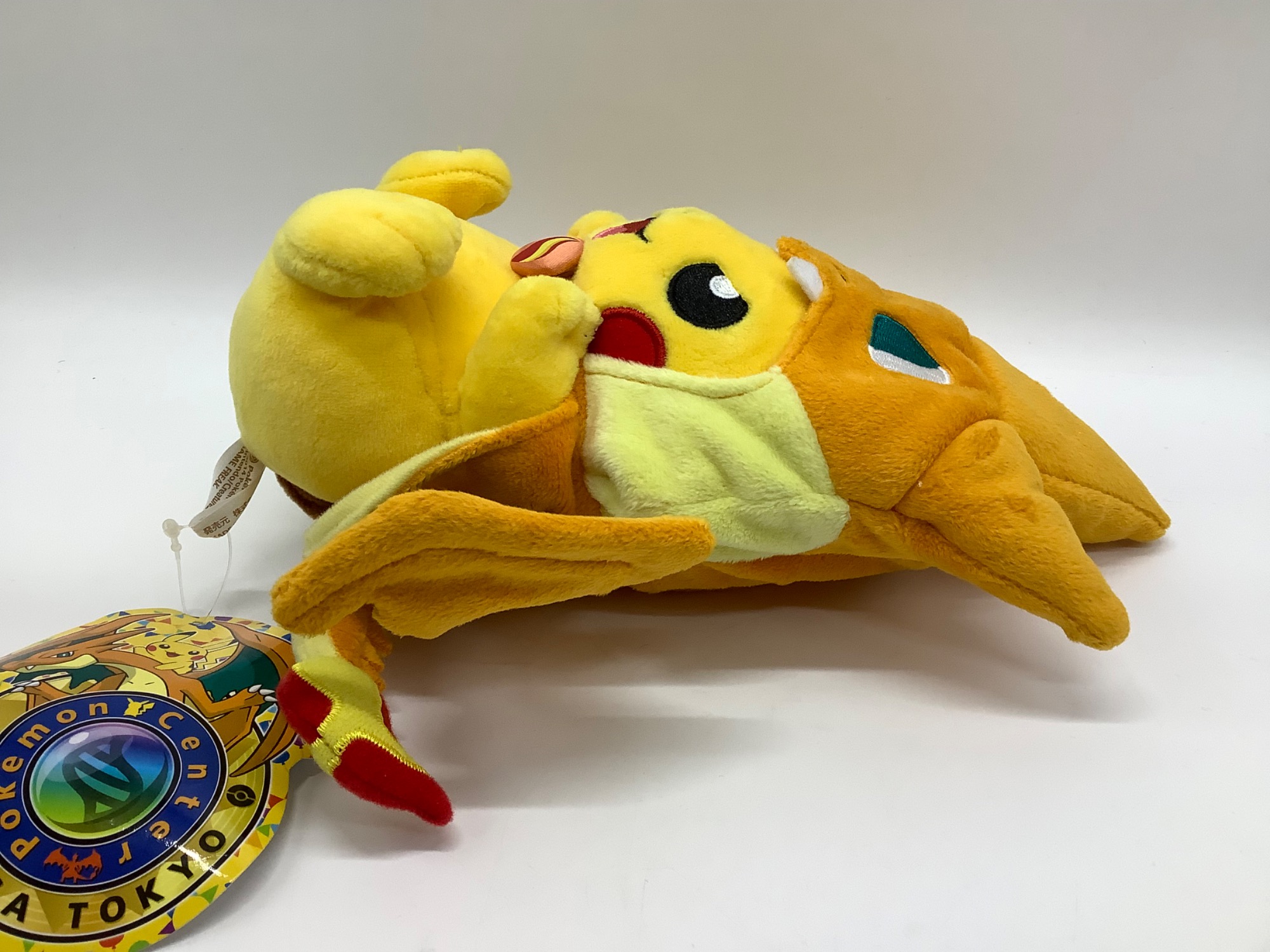 ポケモンセンターメガトウキョーのピカチュウ 限定ver.(口開き