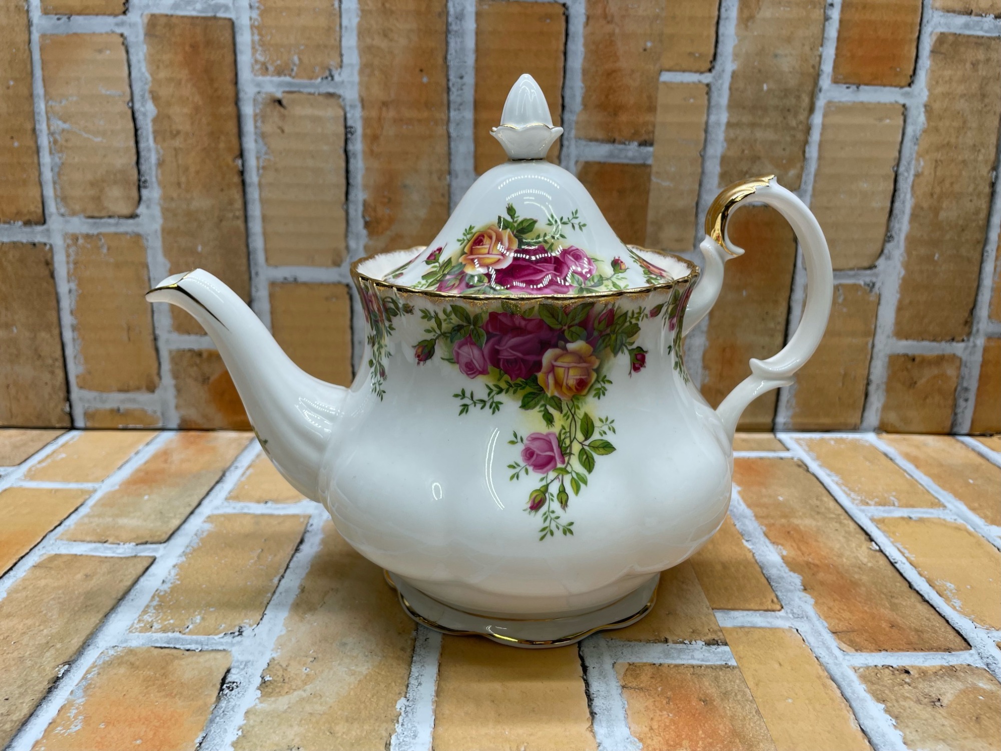 食器買取強化中】ROYAL ALBERT（ロイヤルアルバート）オールド