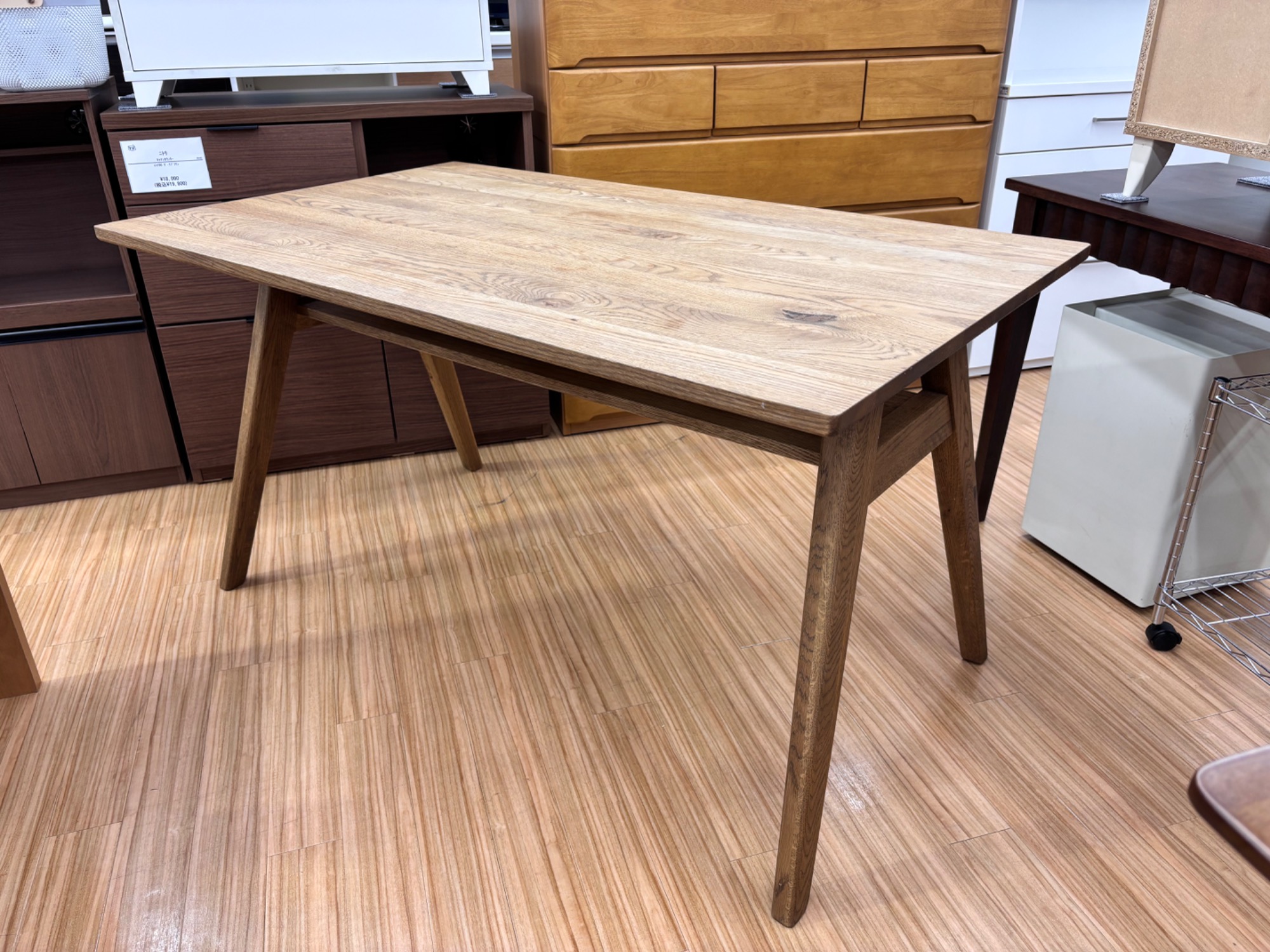 unico ( ウニコ ) ADDAY ダイニングテーブル を入荷しました！【つくば