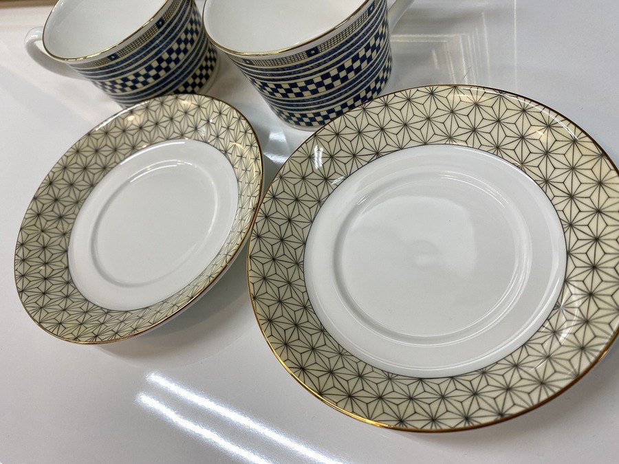 サムライ】Wedgwood（ウェッジウッド）のカップ＆ソーサーをご紹介