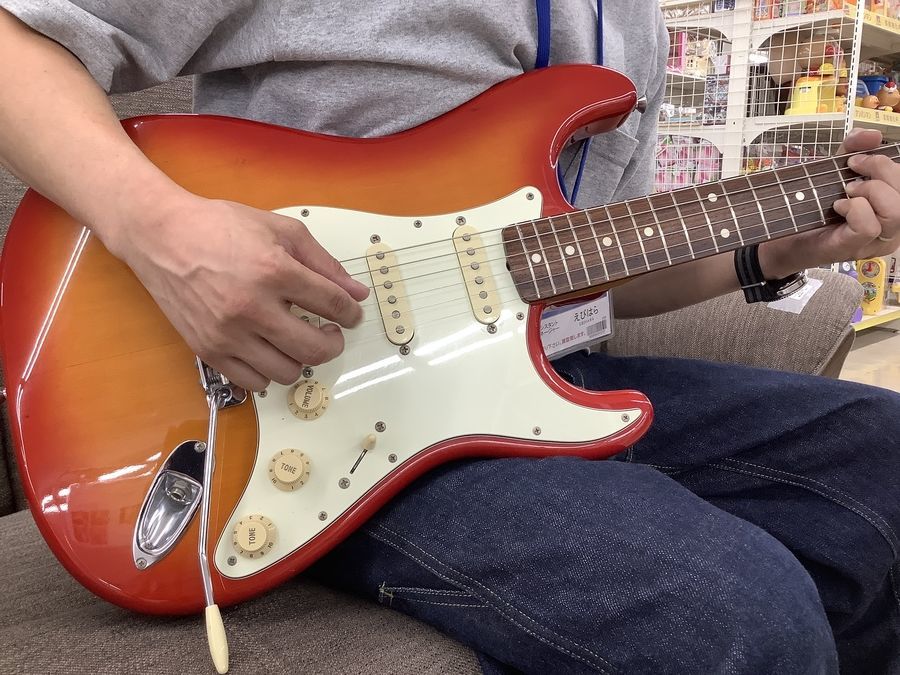 FENDER JAPAN(フェンダージャパン)のストラトキャスターが買い取り入荷