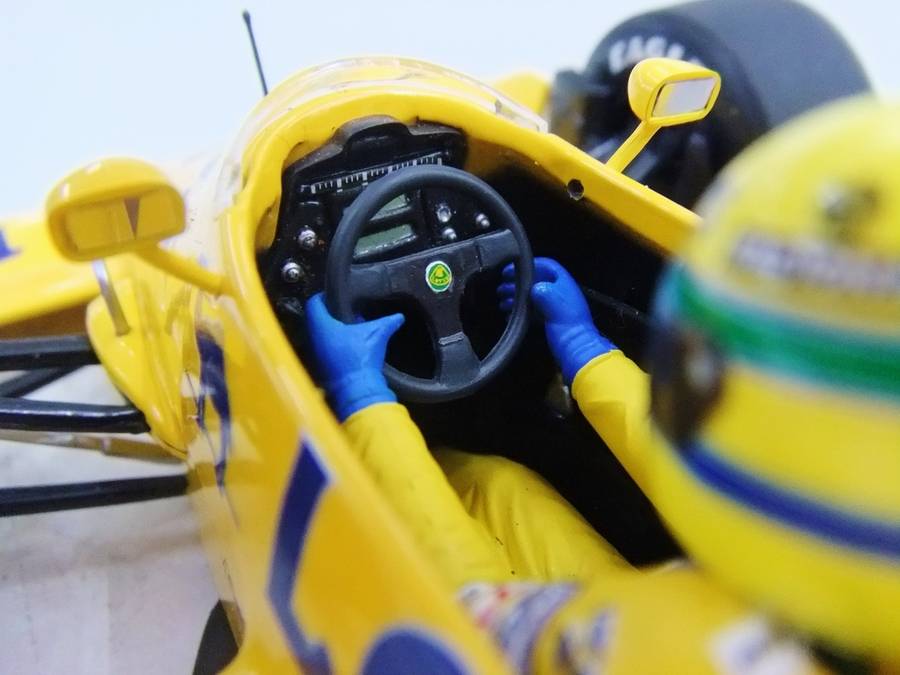 アイルトン・セナ搭乗!1987年 ロータス・ホンダ 99T 1/18スケールF1