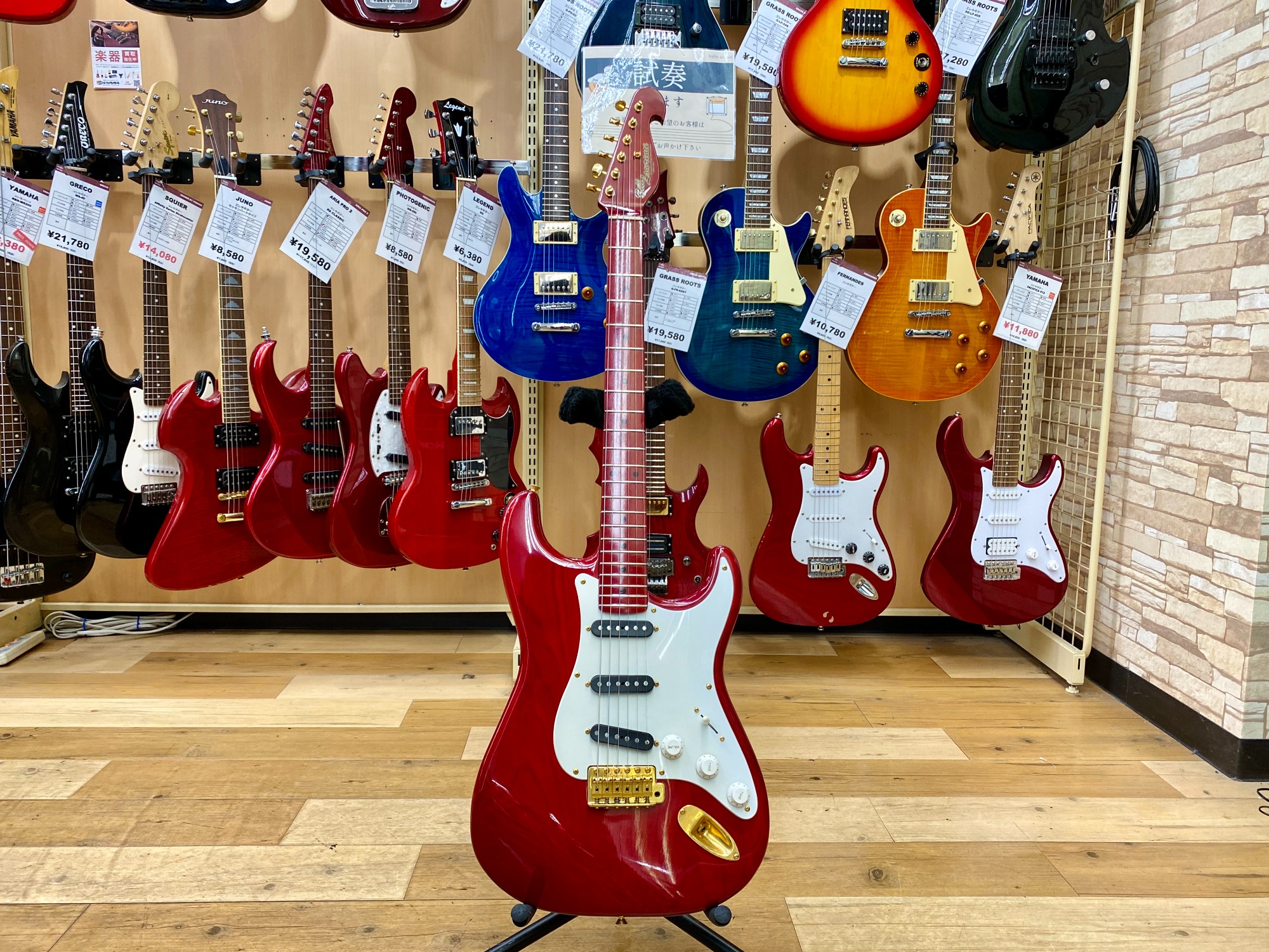 Bill Lawrence (ビルローレンス) のエレキギター BC2M-80Gが入荷しま