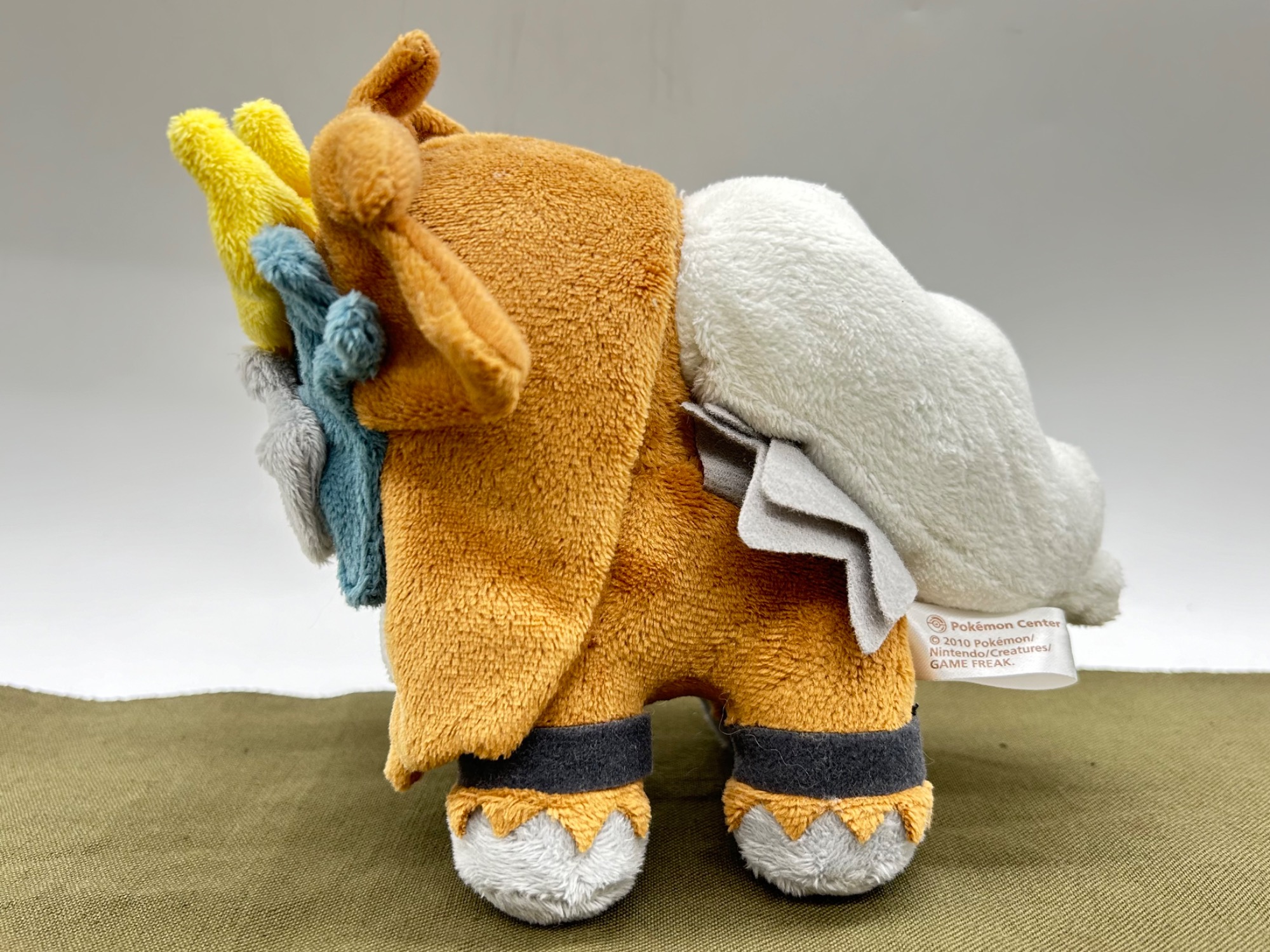 希少品！】ポケモン ぬいぐるみ エンテイ 色違い 買取入荷いたしました