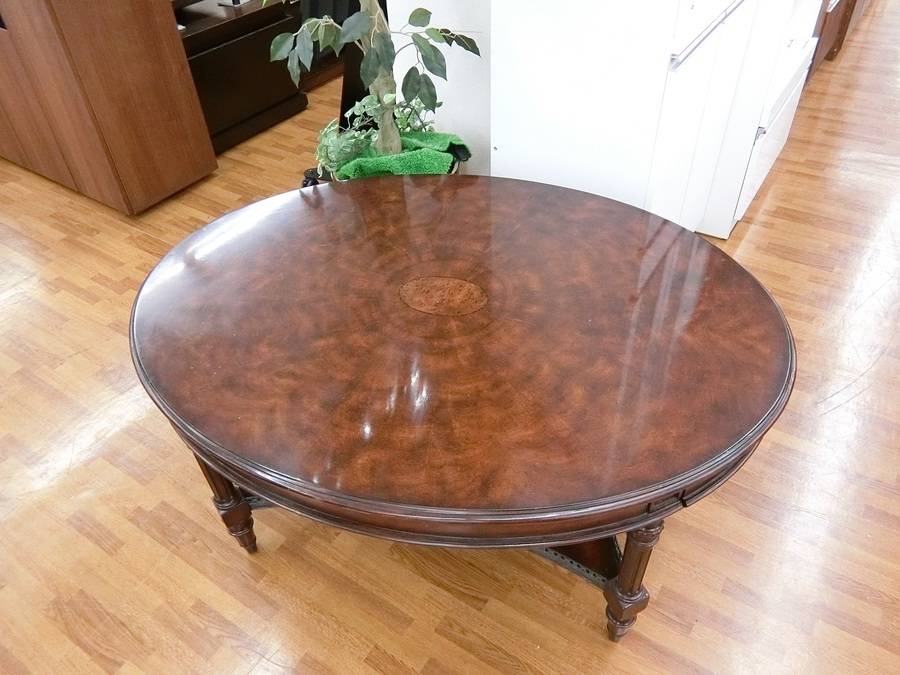 THEODORE ALEXANDER（セオドア アレキサンダー）のカクテルテーブルが