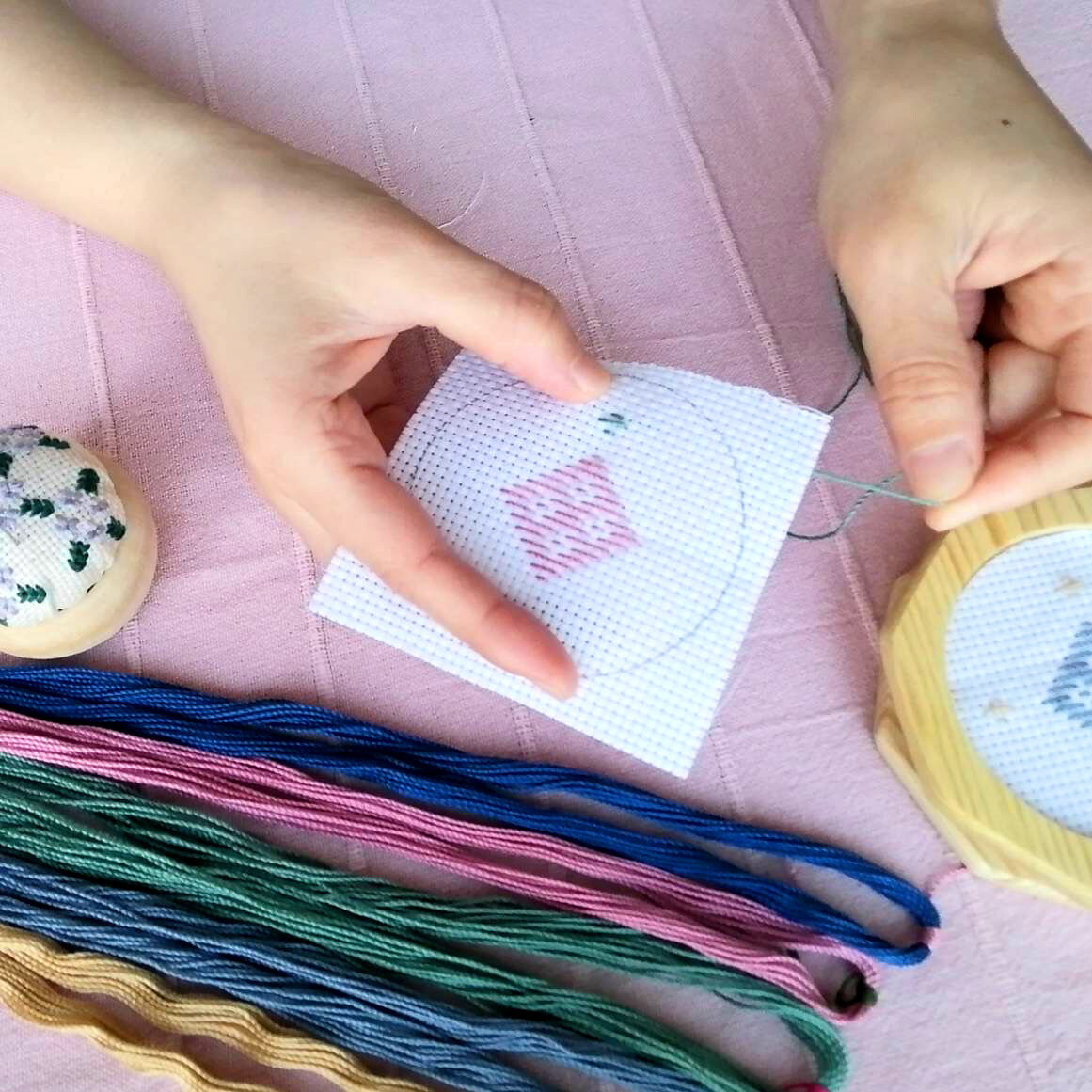 こぎん刺し体験】 | おしらせ | 道の駅「津軽白神」ビーチにしめや