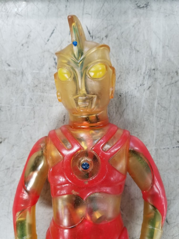 商品入荷情報】ブルマァク ウルトラマンエース 透明ソフビ 当時物