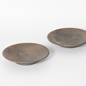 焼締五寸皿 - 作家もの器 松村英治さんの作品 - 通販【zakka土の記憶】