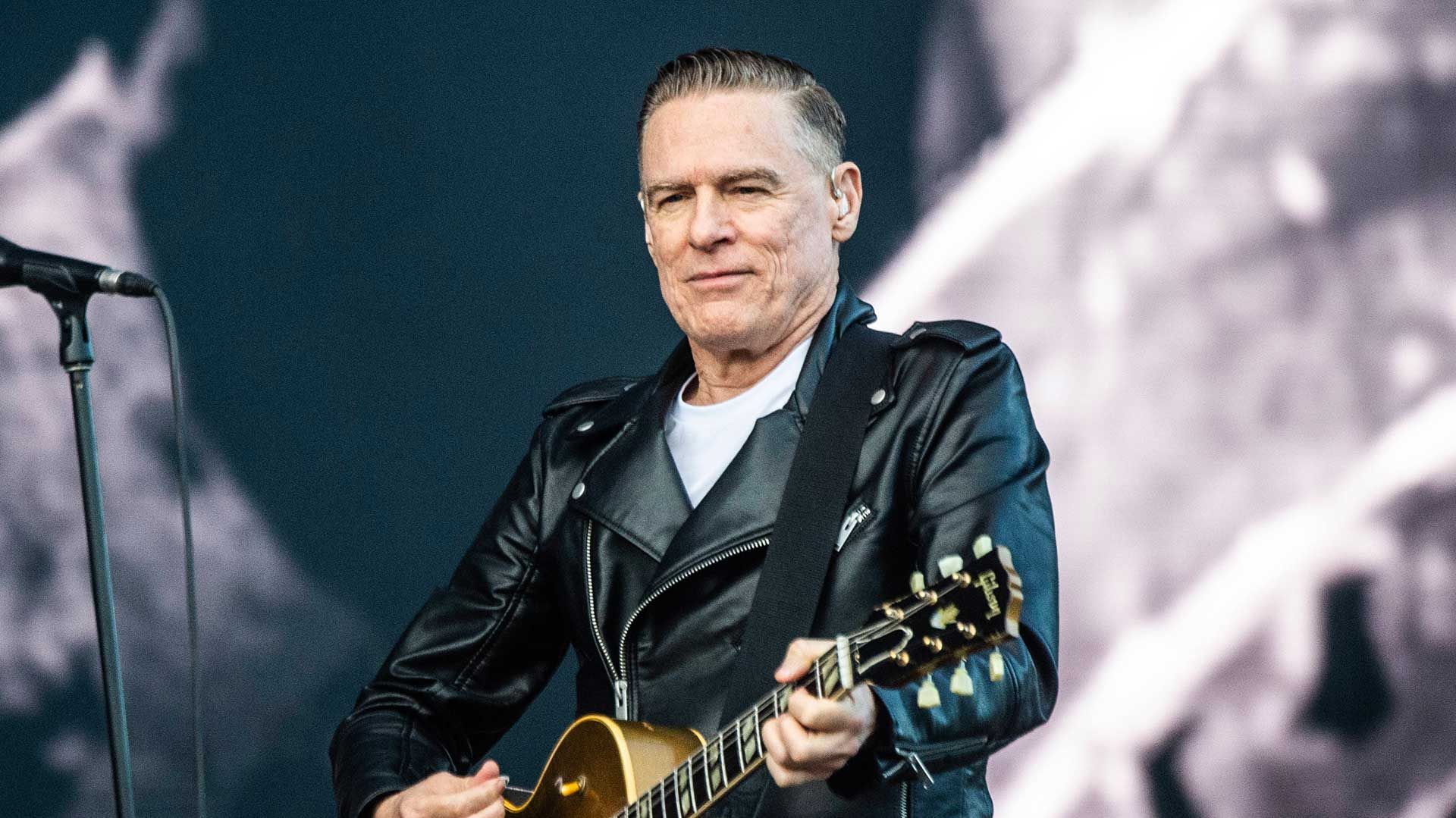 BRYAN ADAMS - Roll With The Punches - TuttoRock Magazine