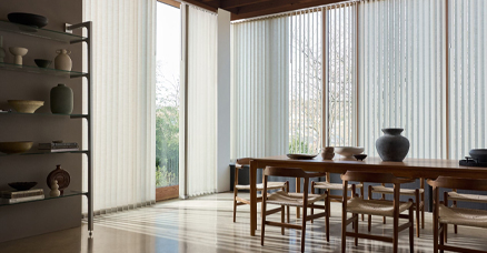 バーチカルブラインド | 縦のラインがお部屋を広く見せ