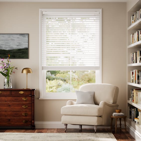 クリーン ホワイト ウッドブラインド