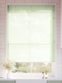 カーテンレール取り付け アルミブラインド | 無料サンプル | 今すぐ購入