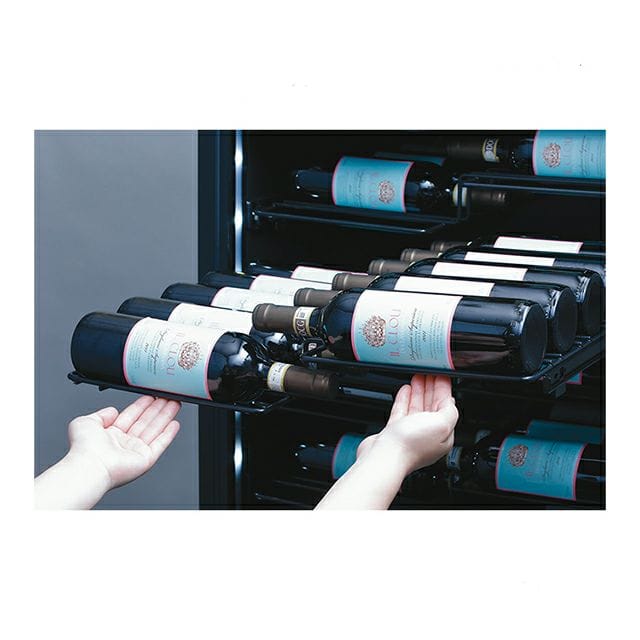 グッドデザイン賞を受賞したワインセラー ファンヴィーノブリリアント