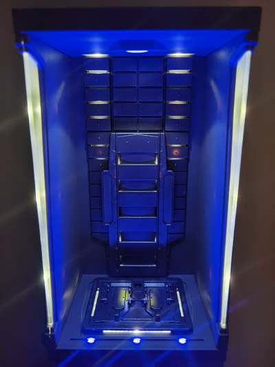 ZDTOYS】中動玩具 1905A 1/10 「アイアンマン3」 アイアンマン格納庫