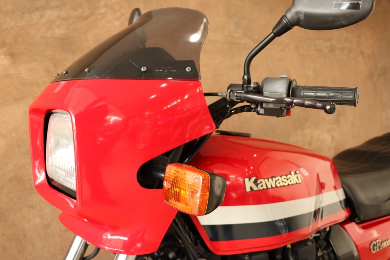 Z1100GP(B2) 国内新規 フラッグシップモデル｜240万円｜旧車・絶版