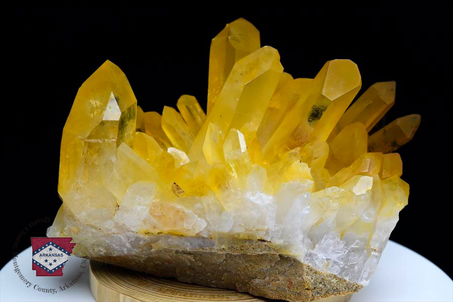 原産地より直輸入】アーカンソー産ゴールデンクォーツ（ゴールデン