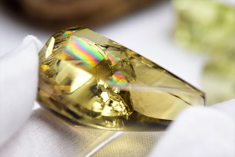 高品質 透明感 虹入り シトリン 原石 高品質 シトリン フレイム