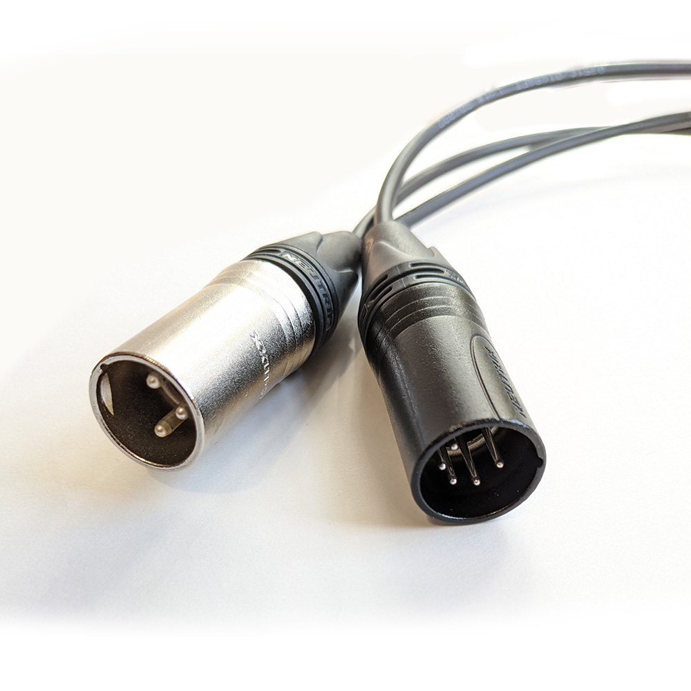 裏方屋ドットコム,DMX Z 変換ケーブル