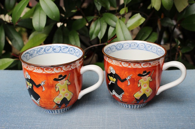 石川県能美市で作陶されている九谷焼窯元文吉窯さんマグカップ 南蛮人