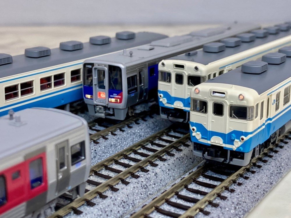 NゲージでJR四国ざんまい！ KATOのN2000系とTOMIXのキハ58四国色が入荷