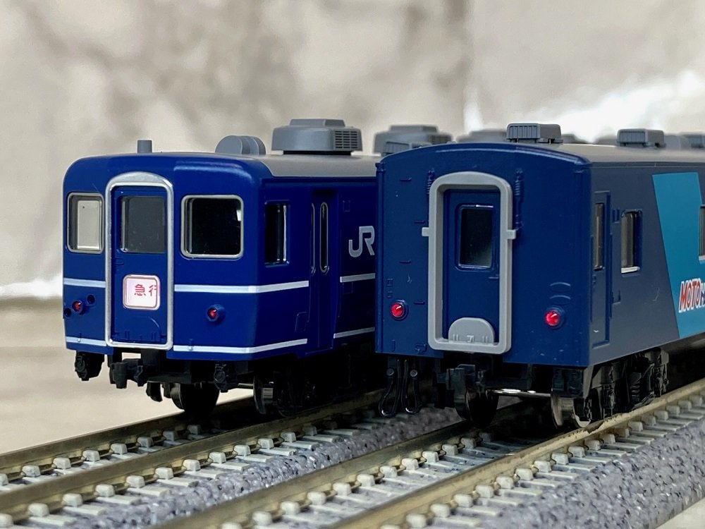 MOTOトレインは函館へ！ TOMIXの14系「八甲田」と田端のEF65 1000番台