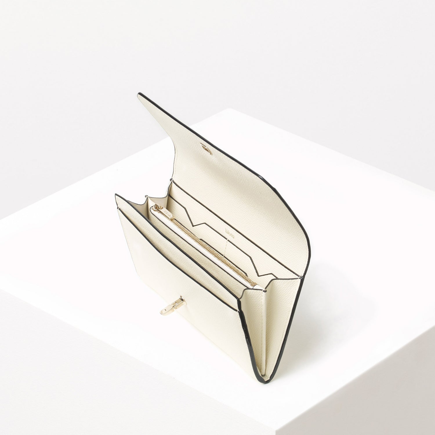 SGBR0034028LOCPL99WW_2_1500x.