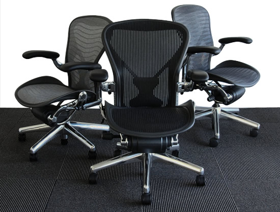 アーロンチェア ポリッシュドアルミ