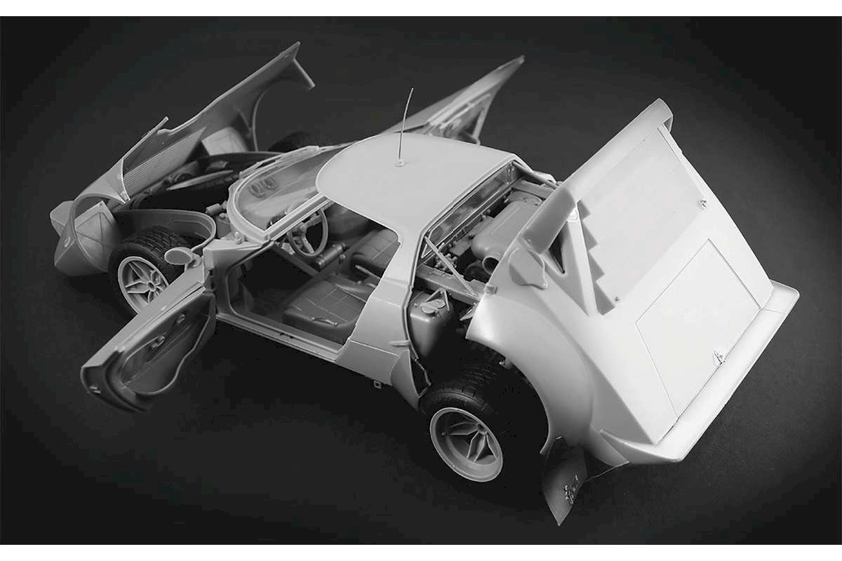 ITALERI 1:12 Lancia Stratos HF Gr.4. - Vestergaard Group