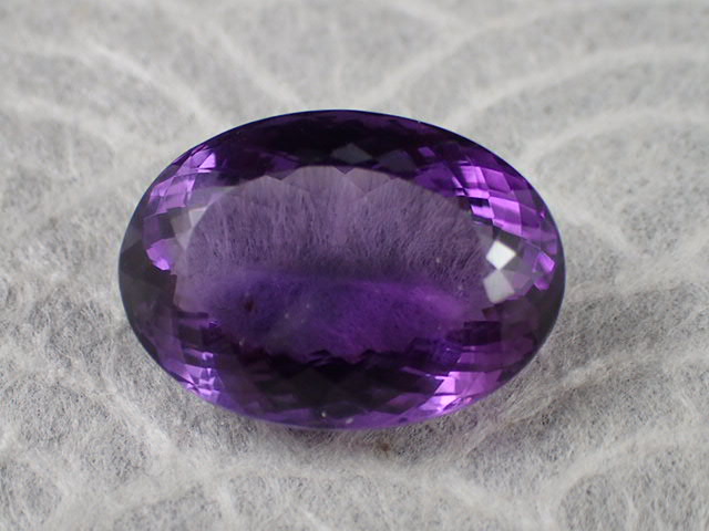 ウルグアイ産 グリーン シュガーアメジスト ジオード 天然非加熱 1846g