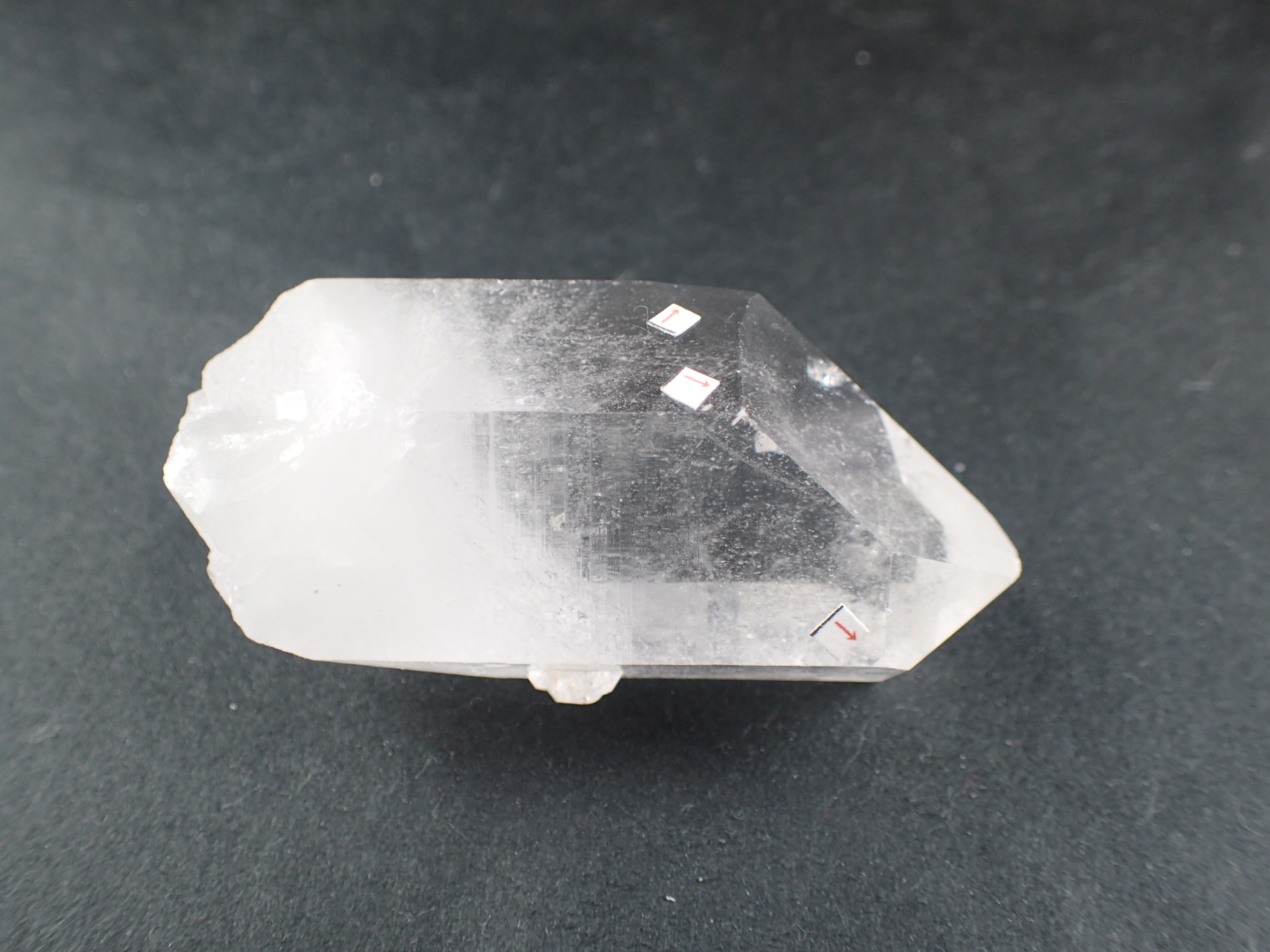 最高品質ブラジル式双晶 マニハール水晶クラスター（Quartz) インド