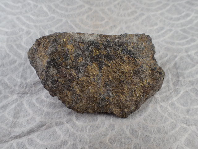 黄銅鉱(Chalocopyrite) 山口県岩国市二鹿喜和田鉱山産 ｜石の販売専門