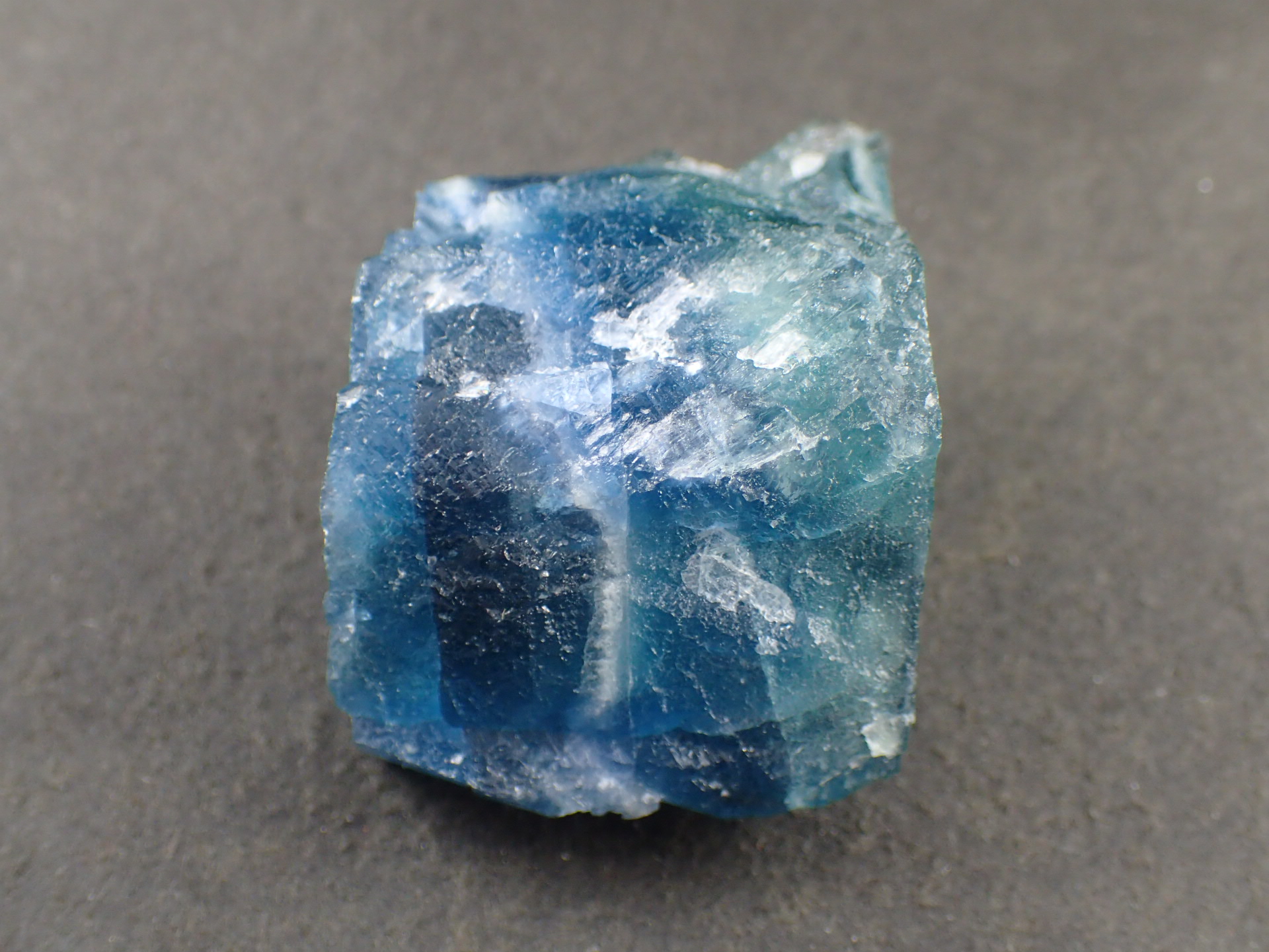 フローライト 原石 ｜石の販売専門店【vec stone club】