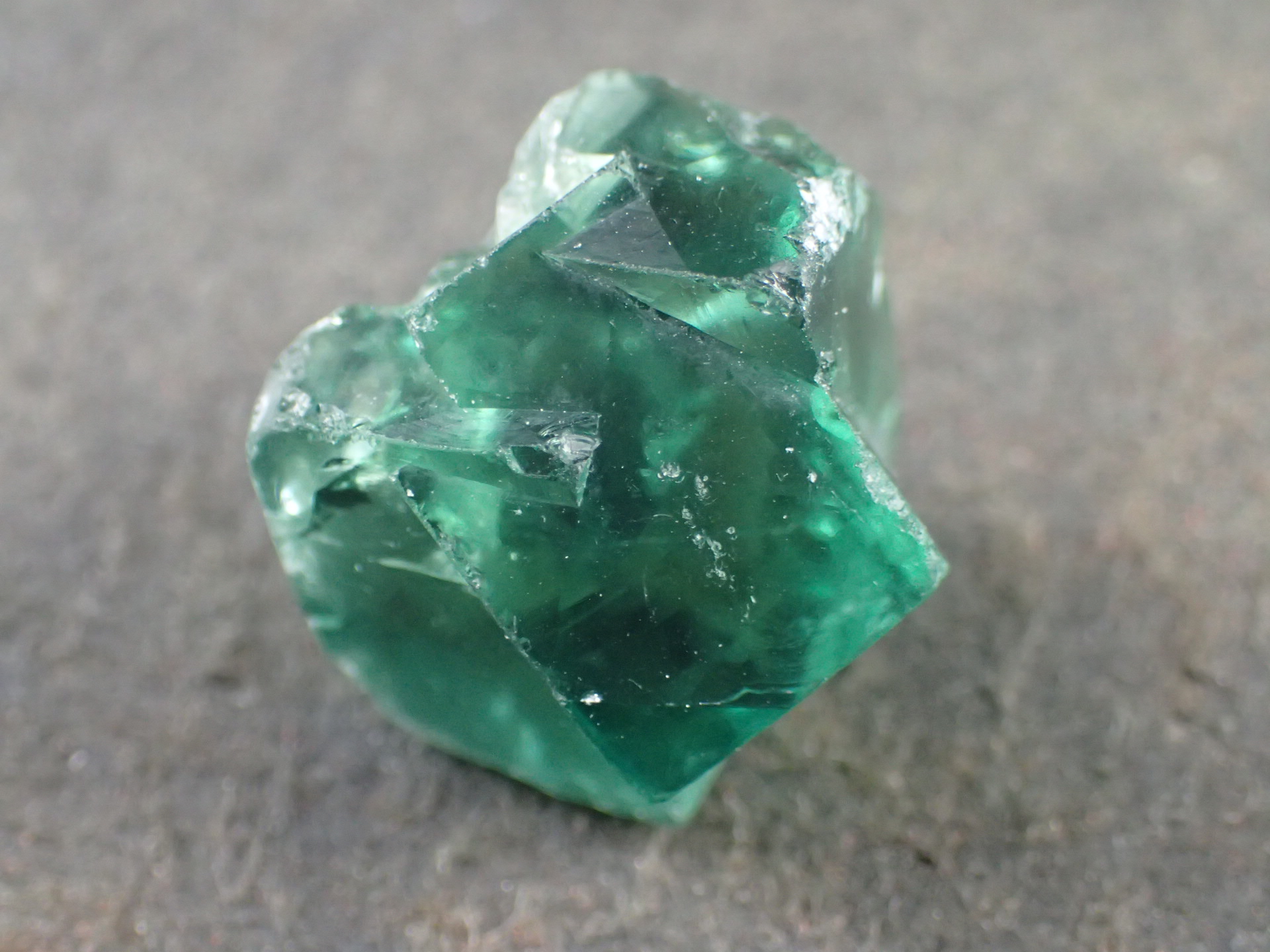 フローライト 原石 ｜石の販売専門店【vec stone club】