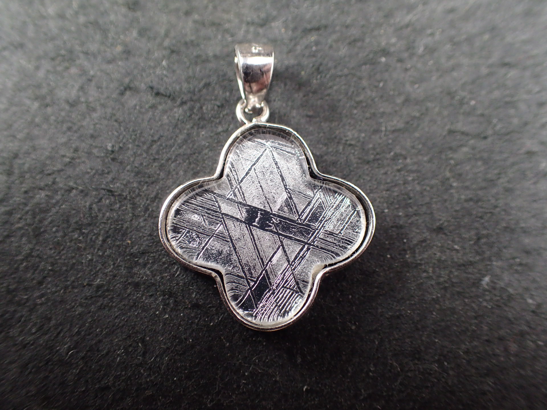 ギベオン（鉄ニッケル隕石） ｜石の販売専門店【vec stone club】