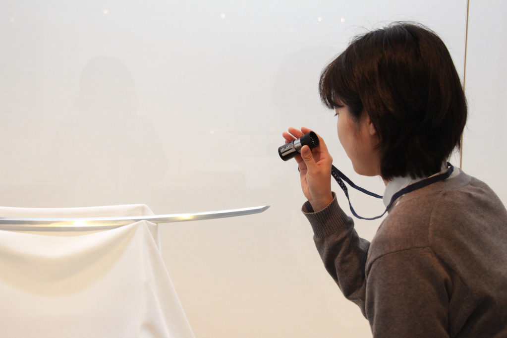 瀬戸内市とコラボ 国宝「太刀 無銘一文字（山鳥毛）」をイメージした