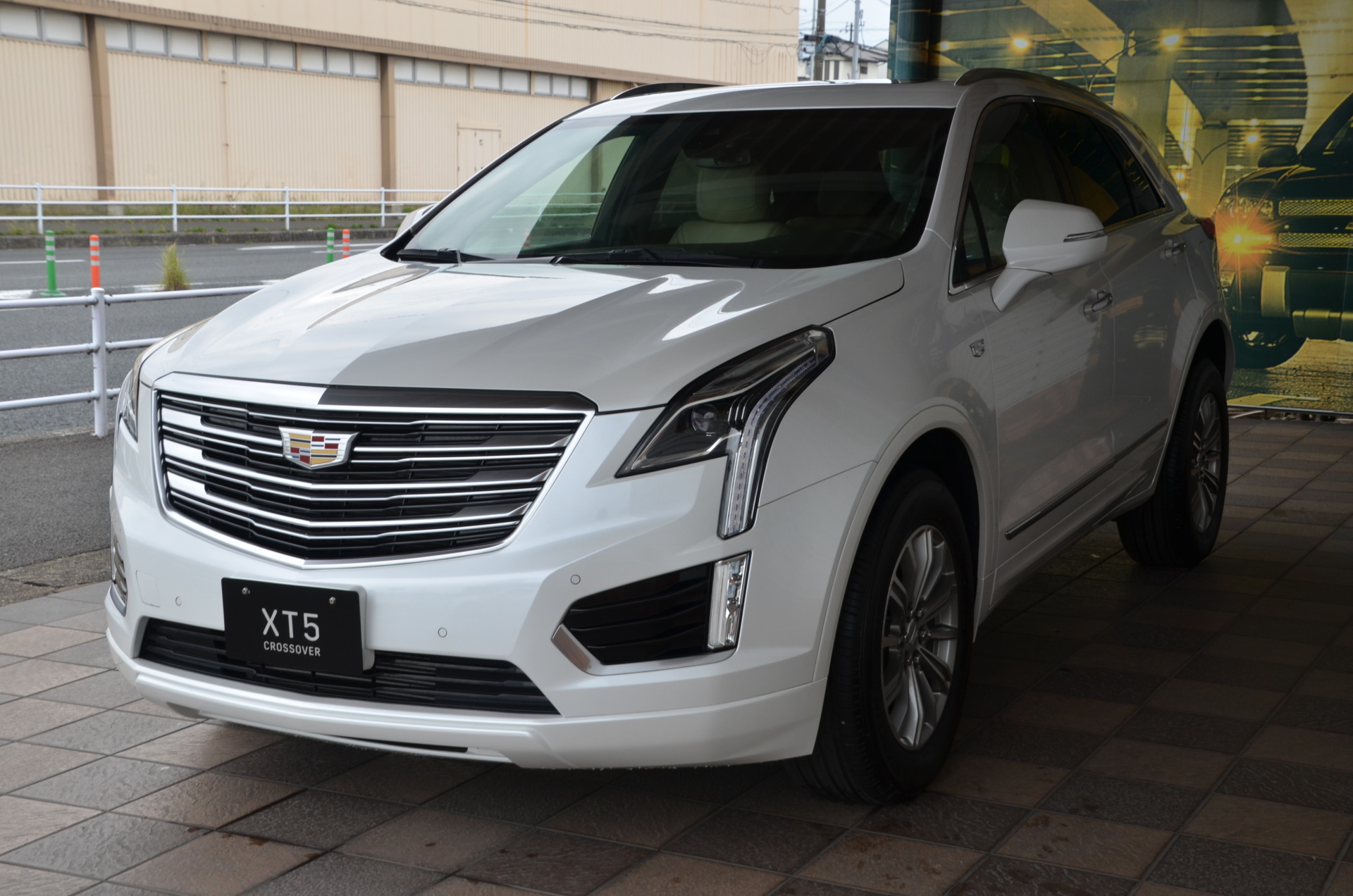 低走行100km！【キャデラックXT5クロスオーバーラグジュアリー