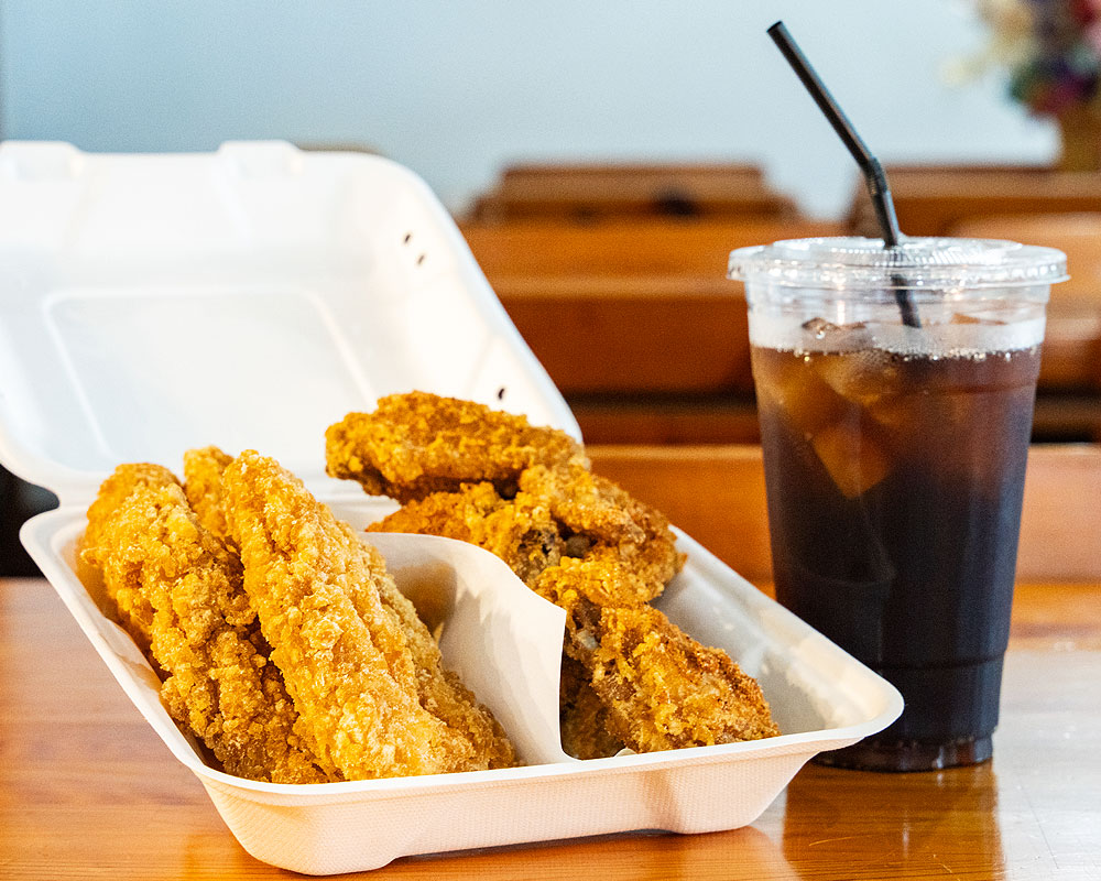 GOLDEN WINGS CHICKEN.Ⓡ | 金武町観光ポータルサイト - ビジット金武