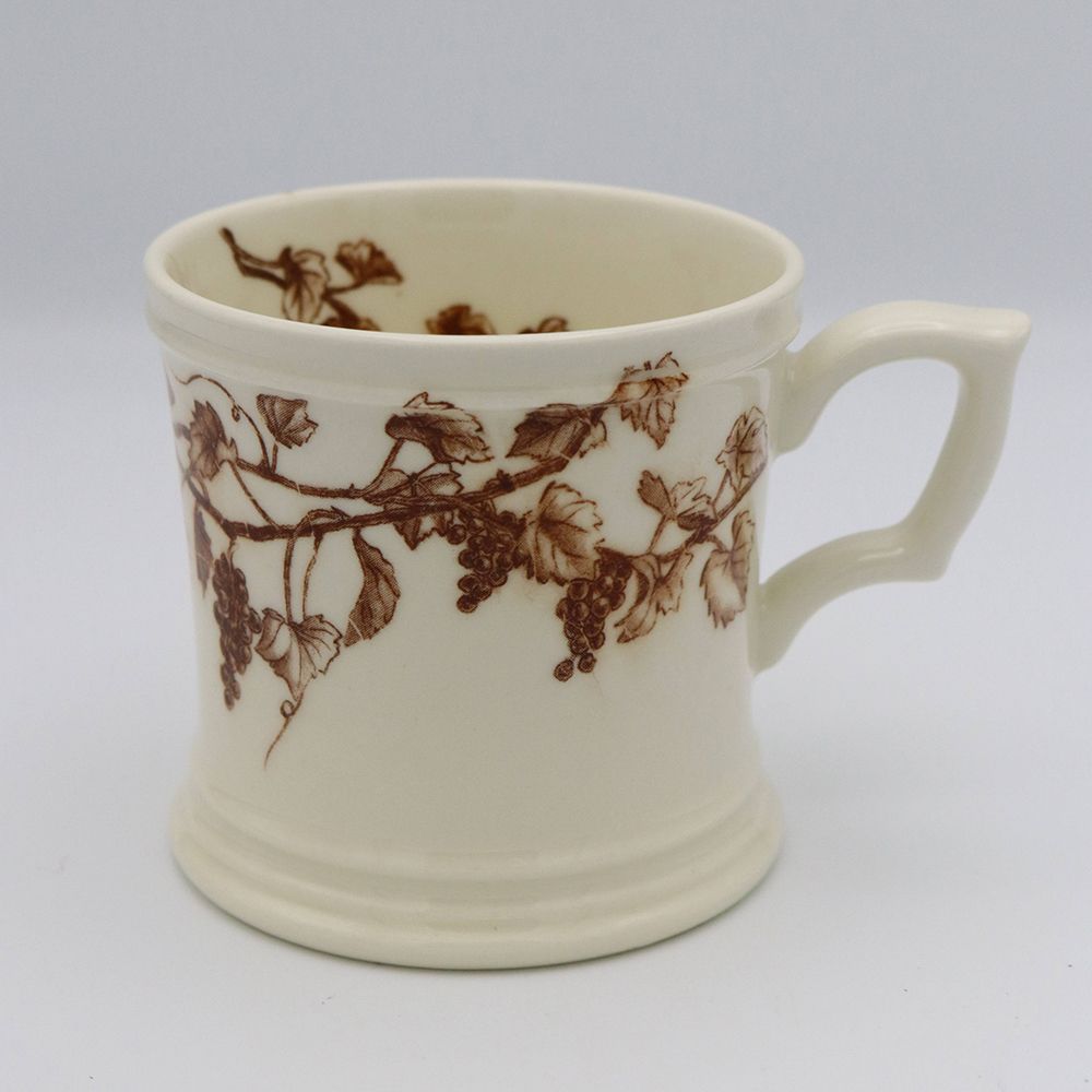 フォルムにヴィンテージ感♪ ヴィーニュマグブラウン SM1-183076