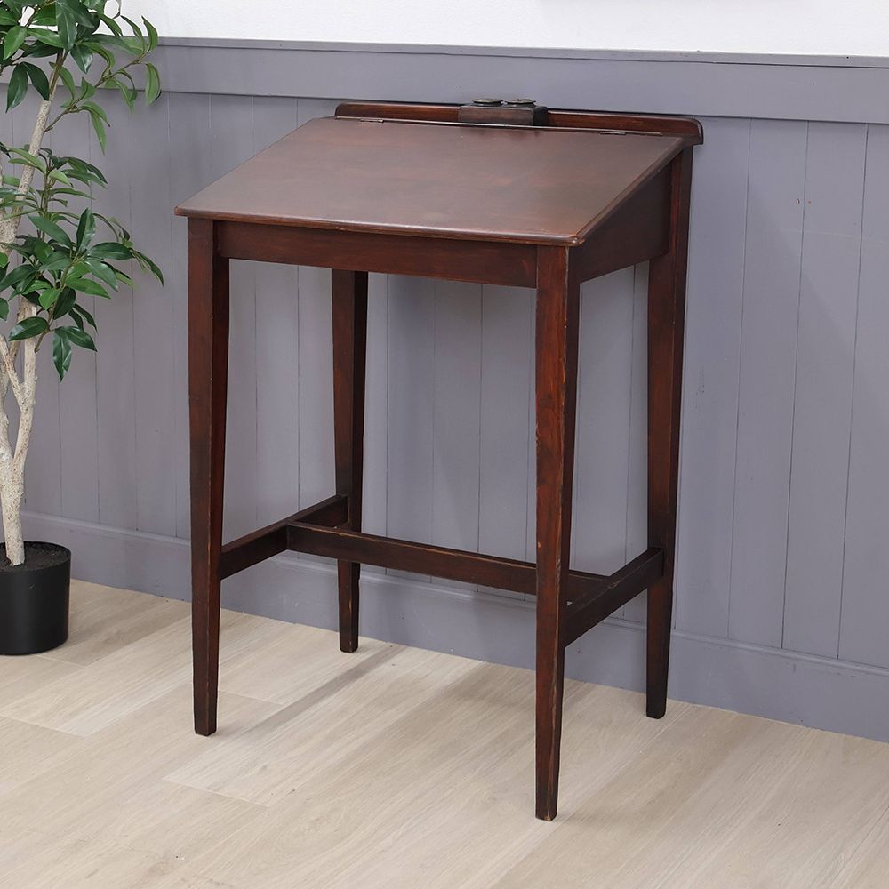 アンティーク家具やステンドグラス・ドア・雑貨の販売｜ビクトリアン