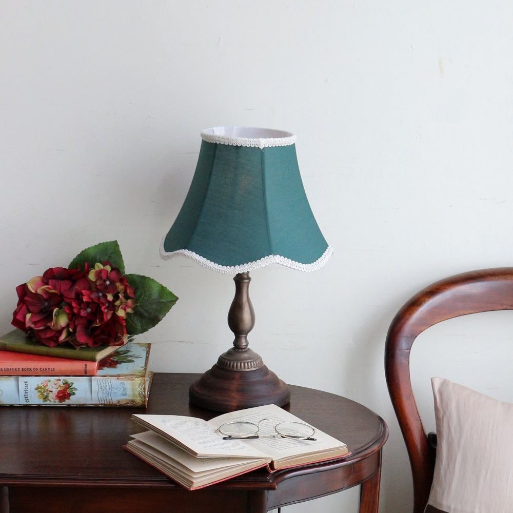 テーブル・デスク・スタンド・フロアライト – アンティーク家具と雑貨