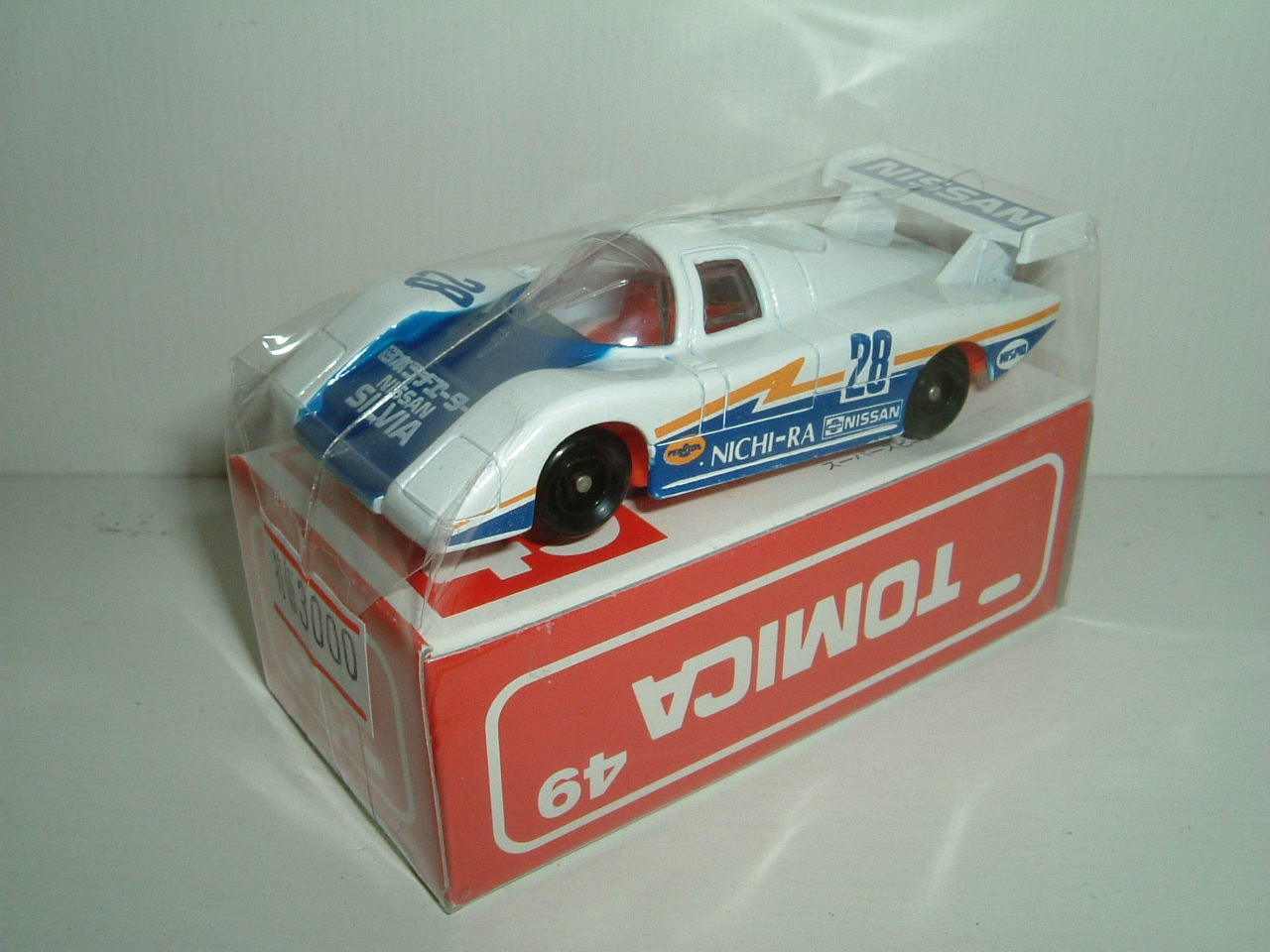 赤箱トミカ（絶版・日本製） No.049 マーチ 85G ビクトリー｜子ども