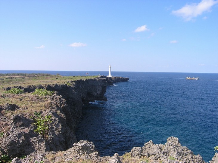 残波岬 | 読谷村観光協会│観光地や史跡情報、飲食店、宿泊施設など