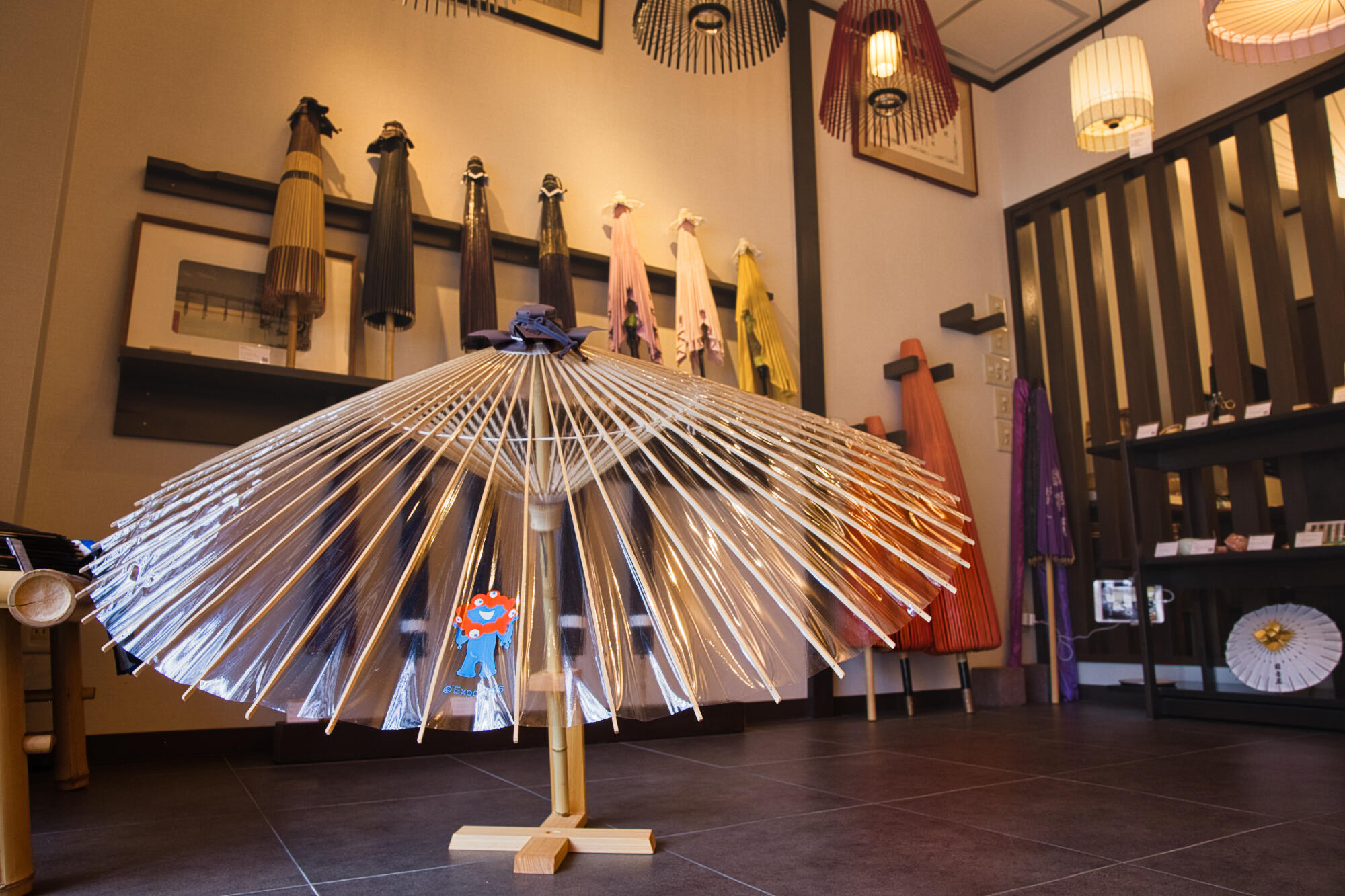 日吉屋の京和傘伝統の技と挑戦：挑む 未来