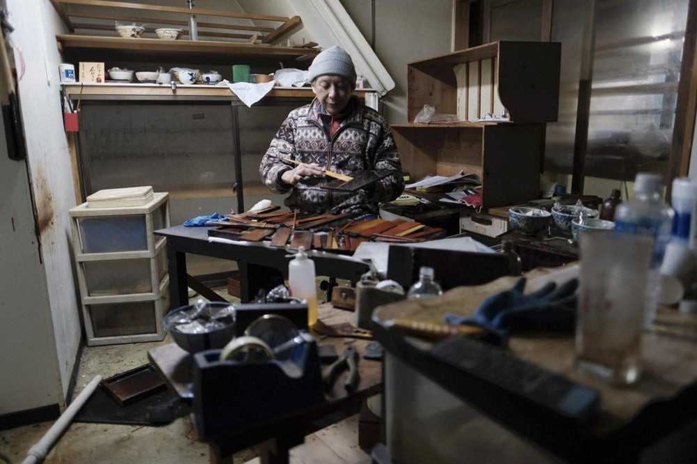 室町からの輪島塗が存続危機、担い手の半数避難で分業できず…「象徴