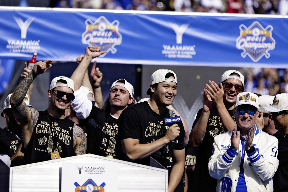 ドジャース優勝パレード、平日の午前中なのに22万人が祝福…鳴りやま