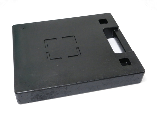 アウトリガーベース(敷板) ハイプラ製 4t用 新型 - トラックボディ