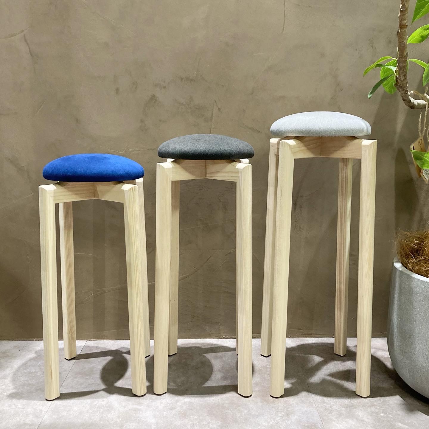 マッシュルームスツール – 商品カタログ