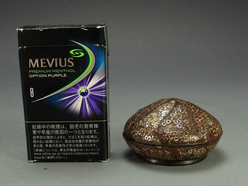 中国美術 螺鈿 砂針 捻飾 丸香合 明時代(Q83) | 京都の骨董品買取店